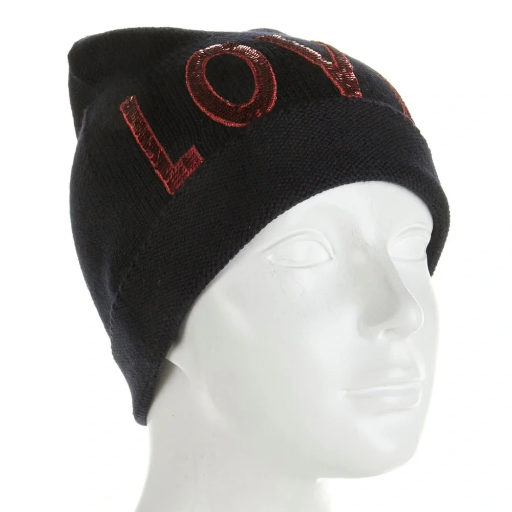GUCCI LOVED Navy Wool Beanie - Picture 5 of 11